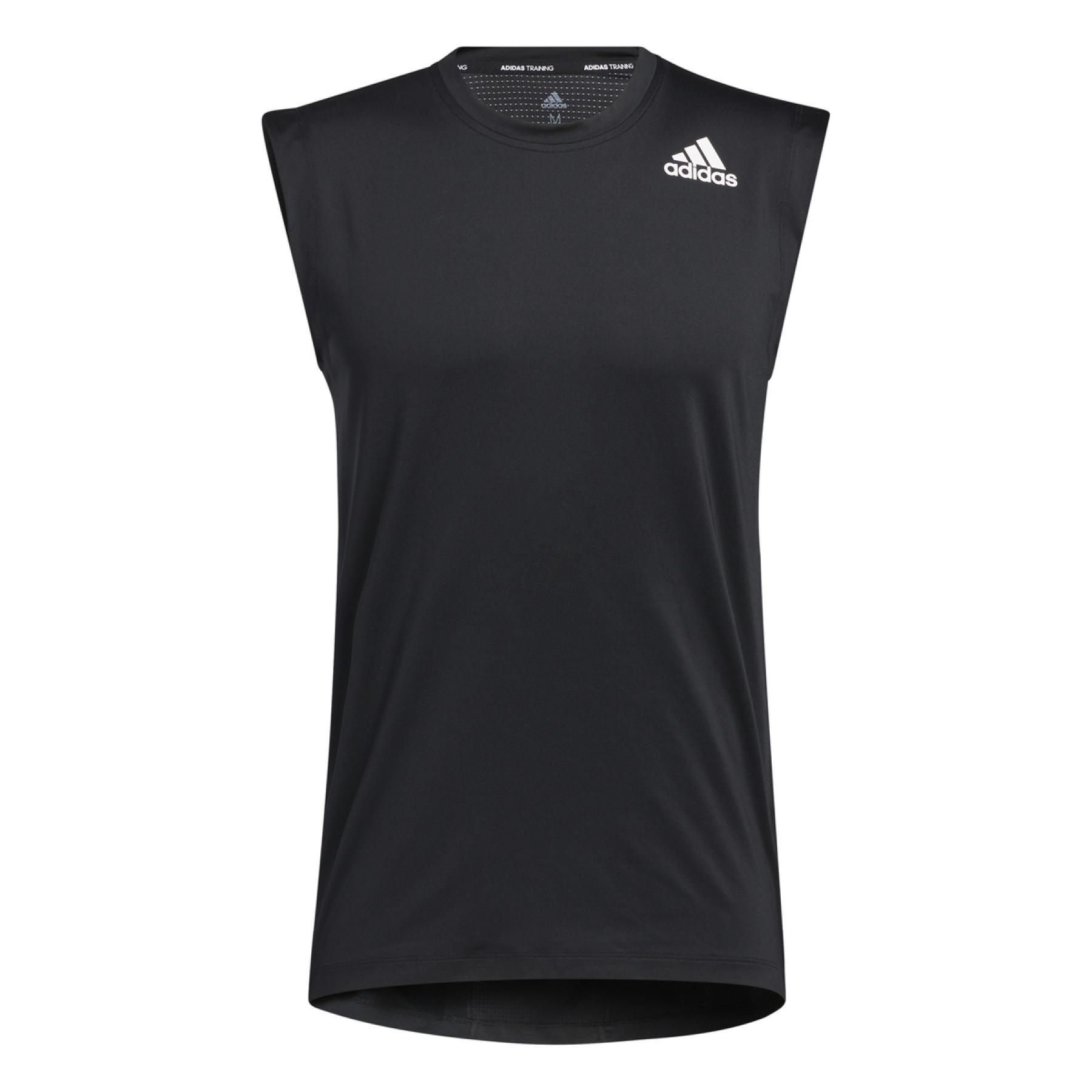 T-shirt adidas Techfit less Fitted